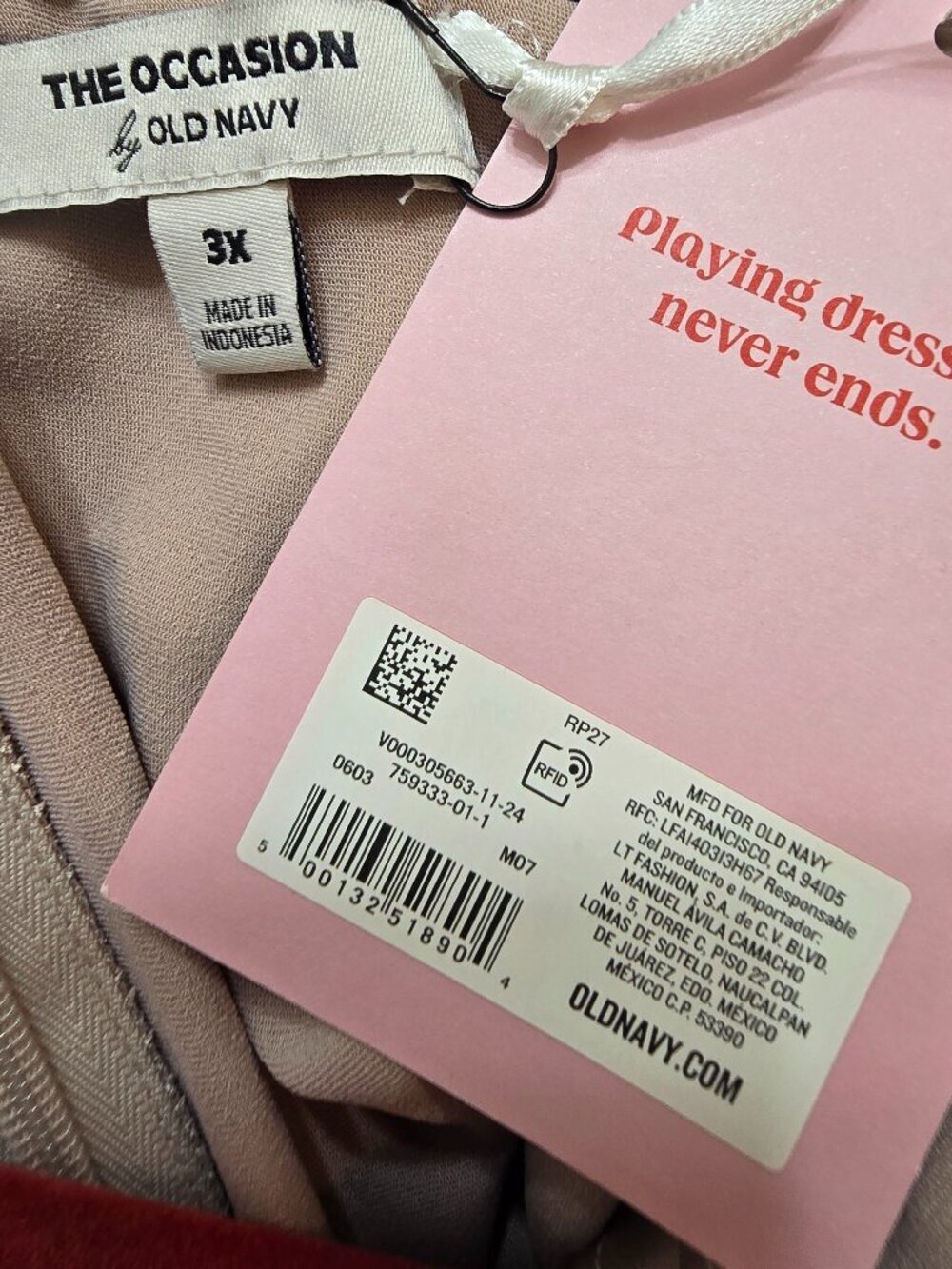 The Occasion by Old Navy Flutter-Sleeve Keyhole Satin Maxi Dress - Champagne NWT - Picture 8 of 8